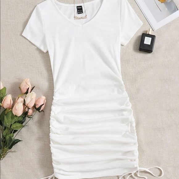SHEIN Dresses & Skirts - 5/$25❤️V-Neck T Shirt Dress